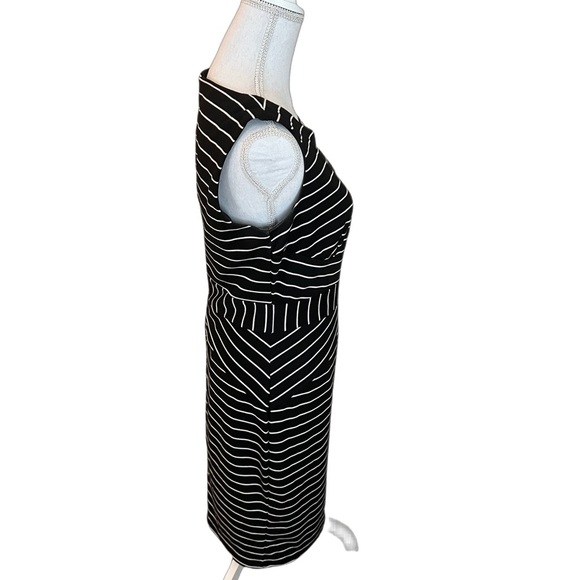 Tribal Black and -White Stripe Sheath Dress Size 8 - Picture 5 of 7